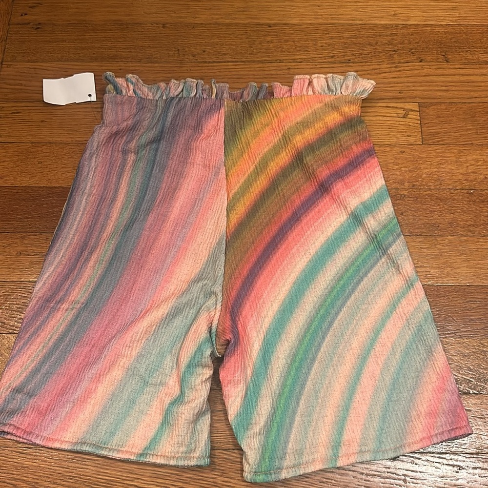 Tach rainbow 🌈 style ruffled shorts